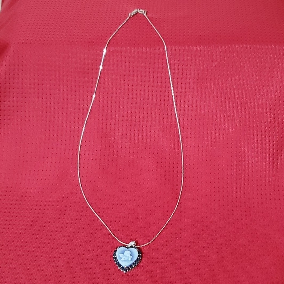 14kt Chain & Charm - Picture 5 of 8